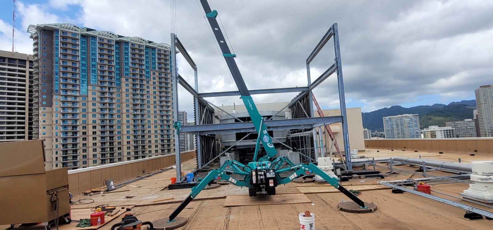 Bar joists for the gym roof at Liliuokalani Center